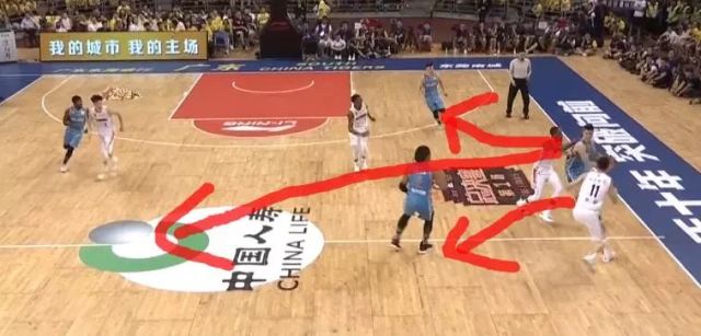 波尔多复兴之路遇阻,主场失误连连痛失好局